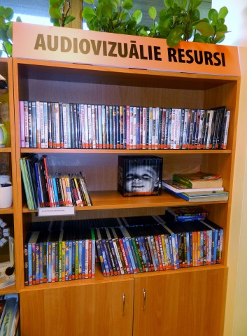 Kursīšu bibliotēka